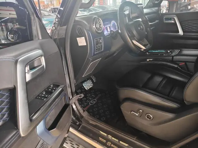 Beijing Beijing off-road BJ40 2.3T automatic four-wheel drive City Hunter Edition exclusive Country VI
