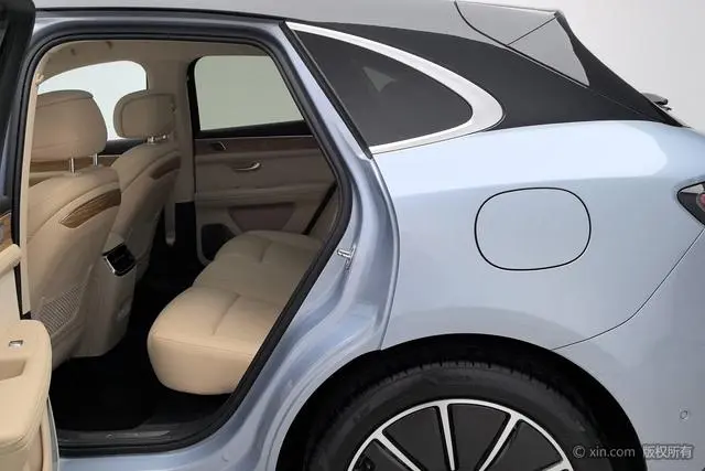 AITO Ask the world M5 Pure electric four-wheel drive performance version
