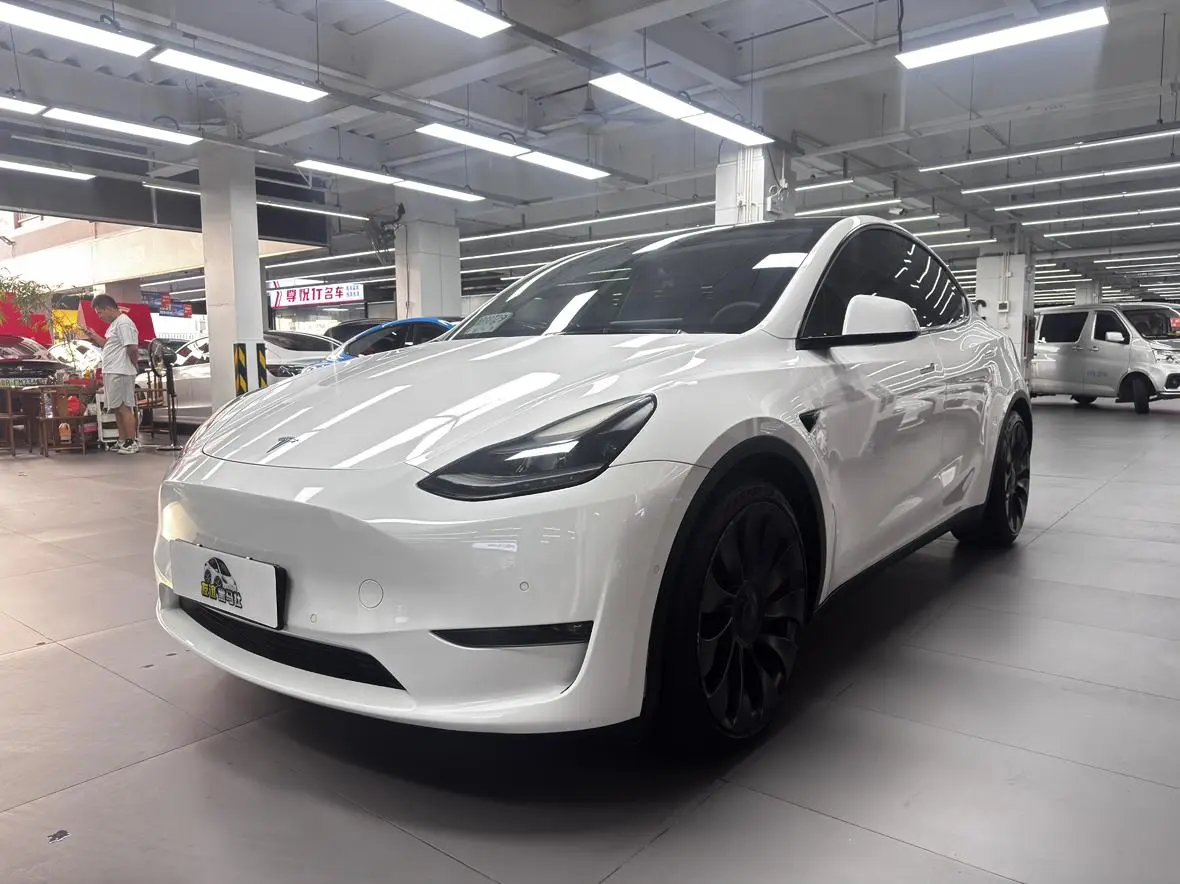 Tesla Model Y Performance high-performance all-wheel drive version
