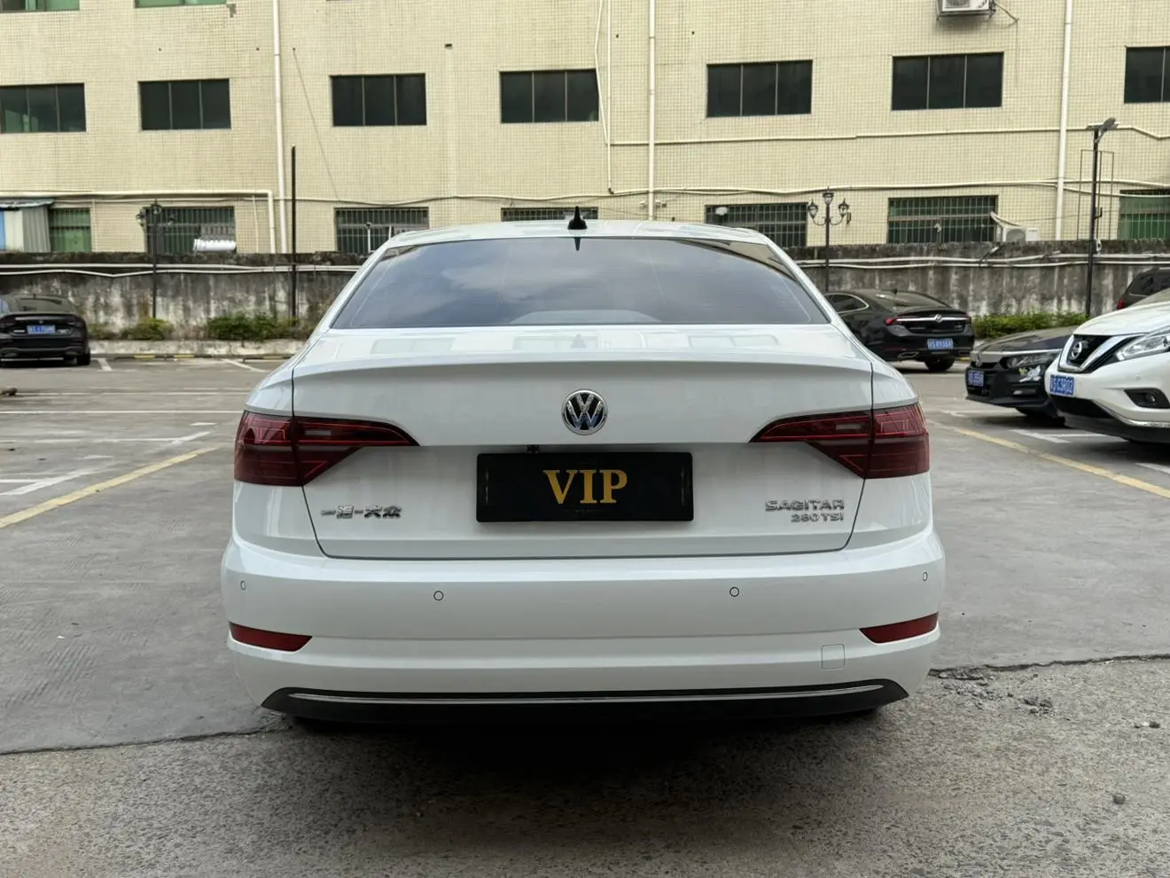 Volkswagen Sagitar 280TSI DSG Comfortable Smart Edition