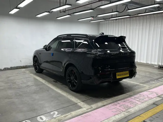 VOYAH Lan Tu FREE Ultra-long battery life smart driving version