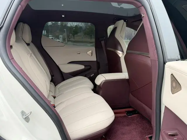 ZEEKR ZEEKR X YOU version four-seater rear drive