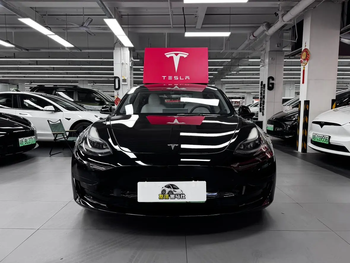Tesla Model 3 Upgraded version of standard battery life rear drive