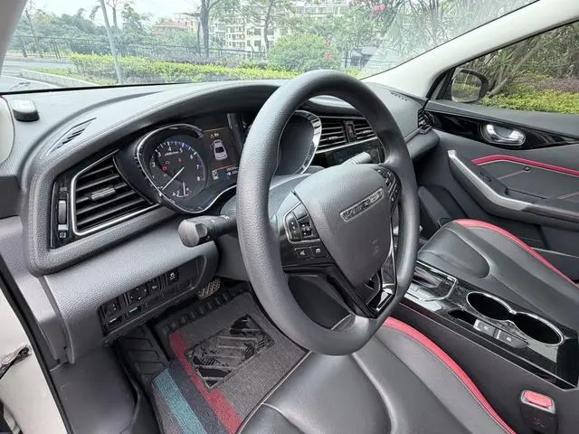 Venucia Qichen D60 1.6L XL CVT Zhilian Elite Edition (ISS)