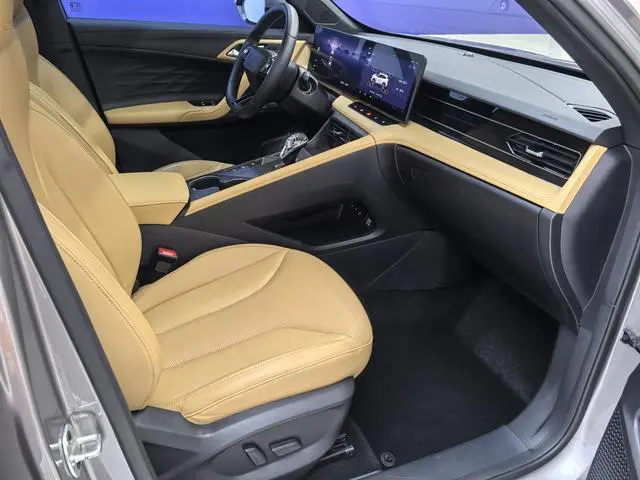 Roewe Roewe eRX5 Super Hybrid Premium Edition