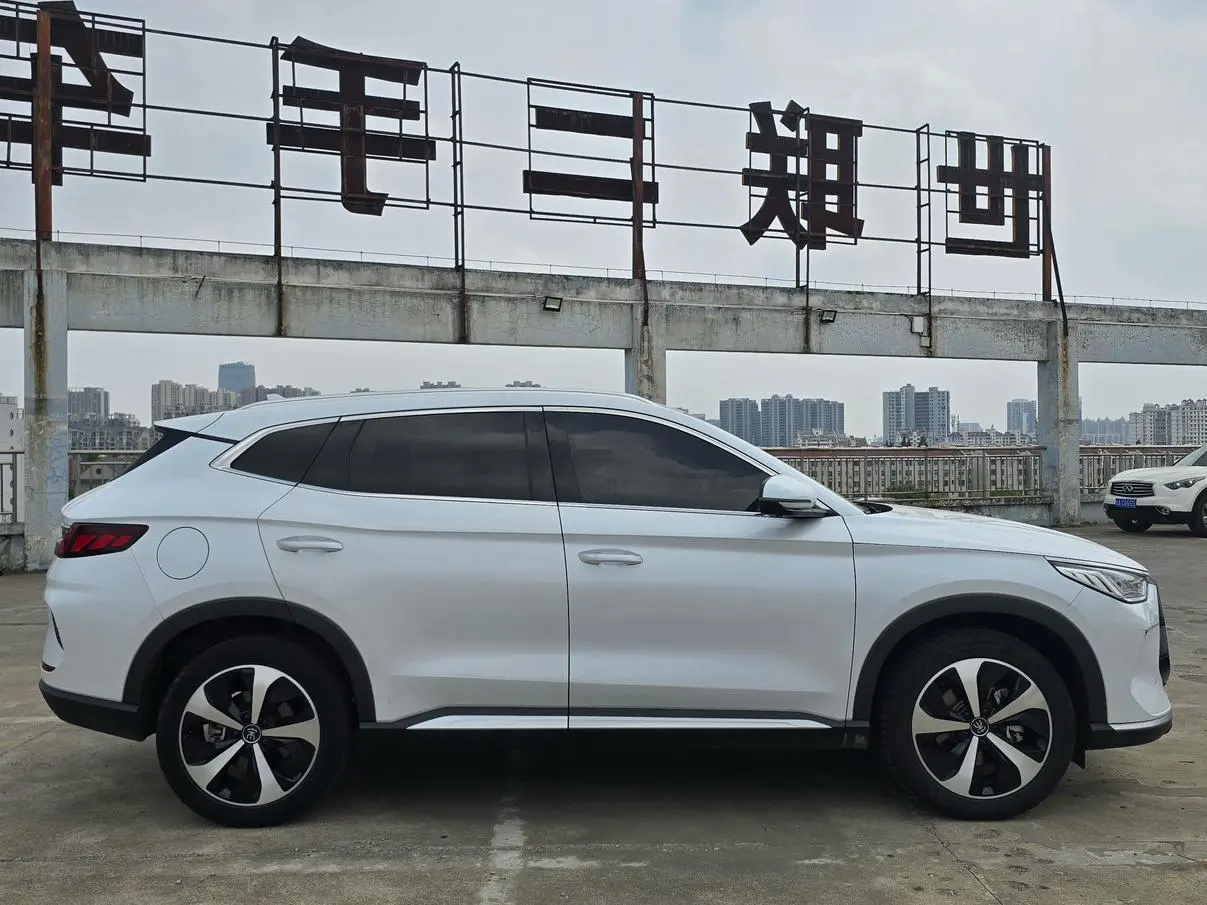BYD Song PLUS DM DM-i 110KM two-wheel drive flagship PLUS