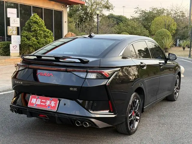 Dongfeng Fengshen Yi Hyun 230T Automatic Hunting Knight Edition