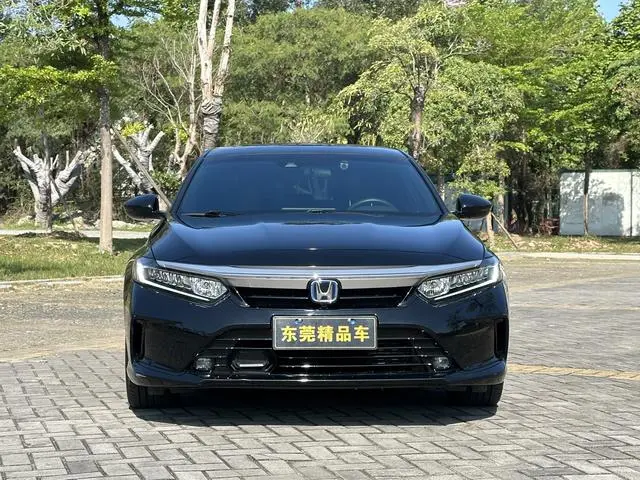 Honda Yingshipai Rui*Hybrid 2.0L Jingzhi Edition