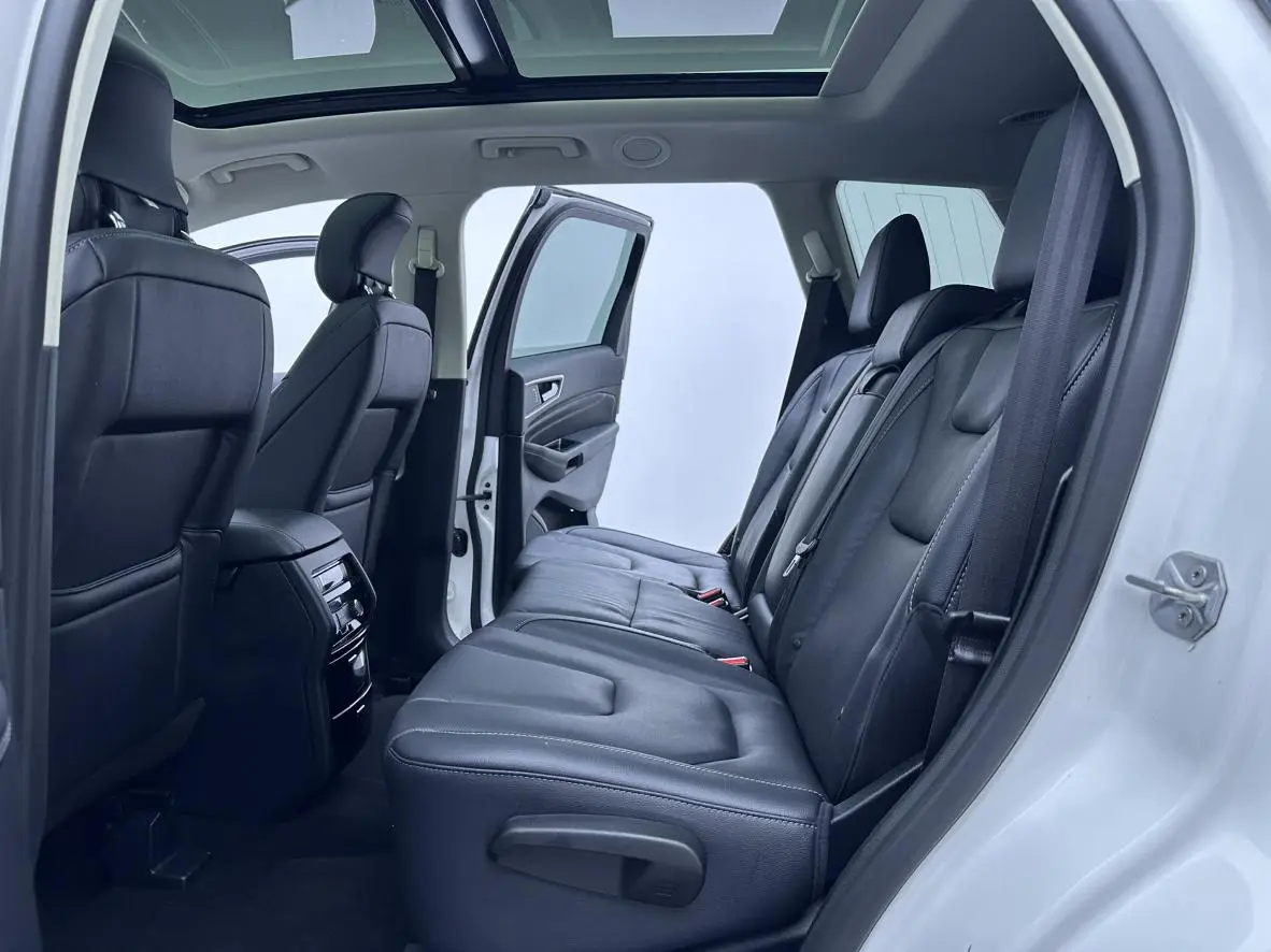 Ford Sharp World EcoBoost 245 four-wheel drive Zunrui Plus 7-seater country VI