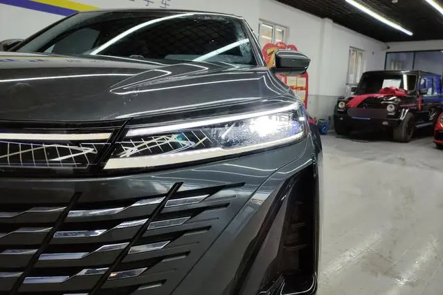 Changan Changan CS75 PLUS The third generation 1.5T automatic noble type