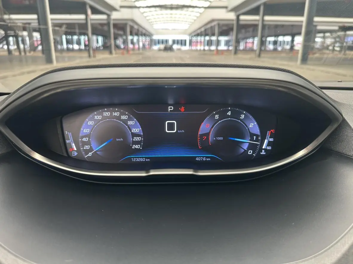 Peugeot Peugeot 4008 350THP taste the first version of the country V