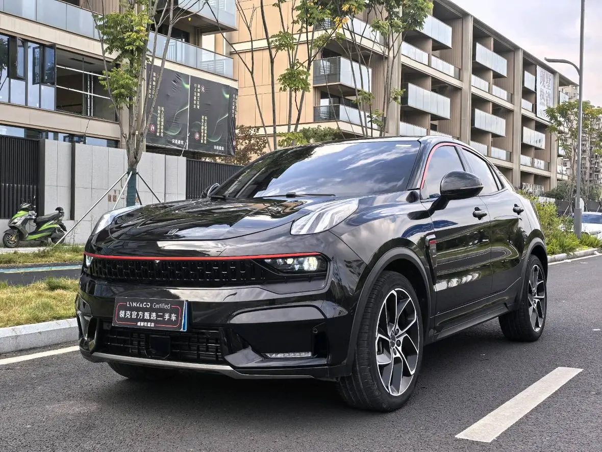 LYNK & CO Lynk 05 2.0TD two-wheel drive Halo