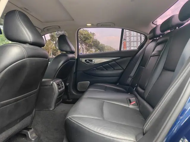Infiniti Infiniti Q50L 2.0T Yixiang Edition Country VI