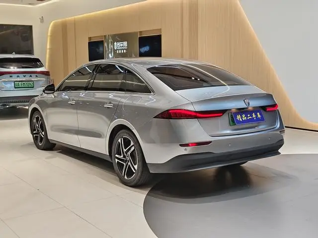 Roewe Roewe D7 DMH 125 Excellent Edition