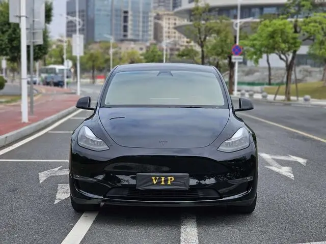 Tesla Model Y Standard battery life, rear-wheel drive version