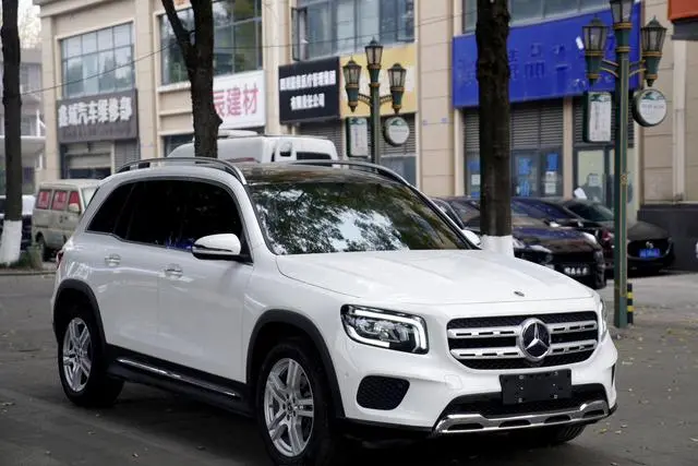 Mercedes-Benz Mercedes-Benz GLB GLB 200 dynamic type