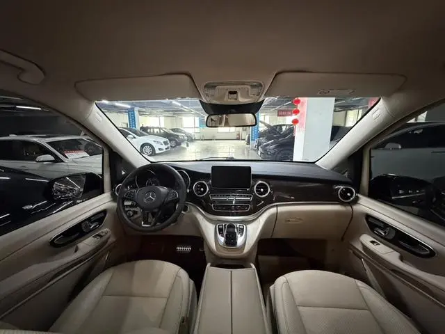 Mercedes-Benz Mercedes-Benz V-class V 260 Premium Edition