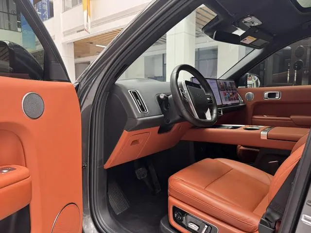 Li Auto Ideal L8 Pro version
