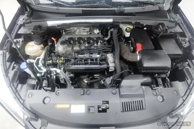Dongfeng Fengshen Yi Hyun GS 230T Automatic Chasing Samurai Version