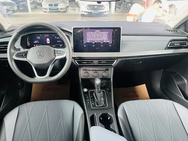 Volkswagen Lavida Facelift 1.5L automatic five million version