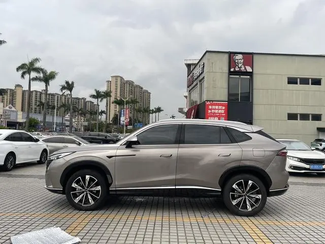 Roewe Roewe eRX5 Super Hybrid Premium Edition