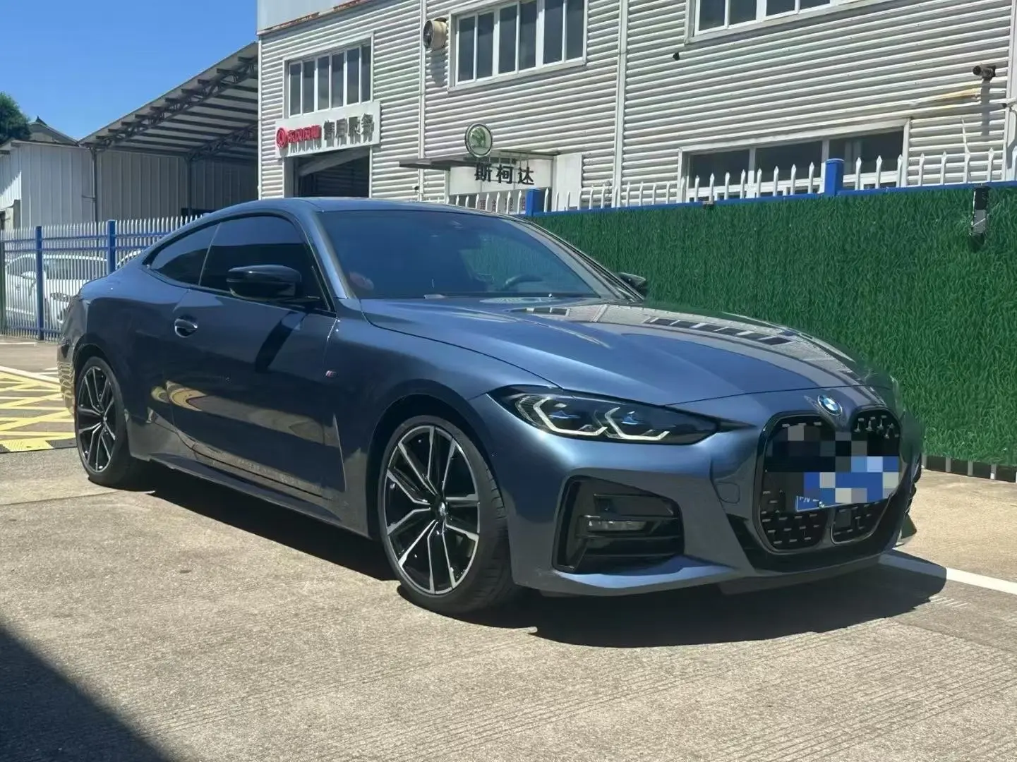 BMW BMW 4 Series 430i M Sports Yao Ye Suit
