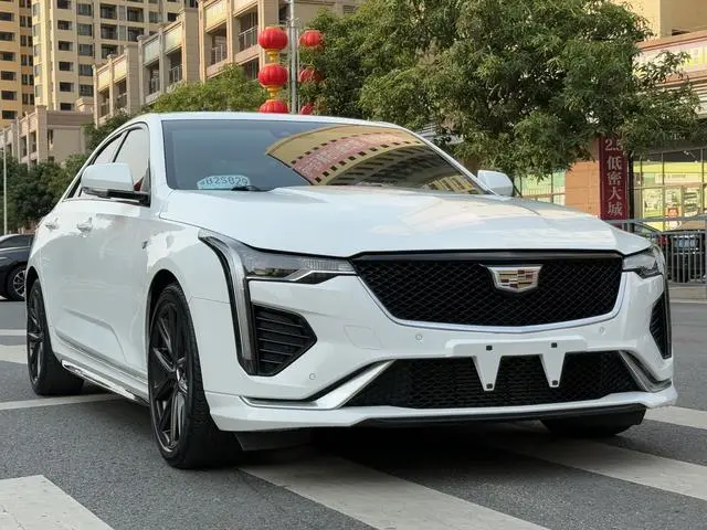 Cadillac Cadillac CT4 28T Elite type