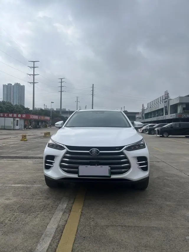 BYD Tang DM DM 2.0T full-time four-wheel drive Zhilian Chuangling 5-seater country VI