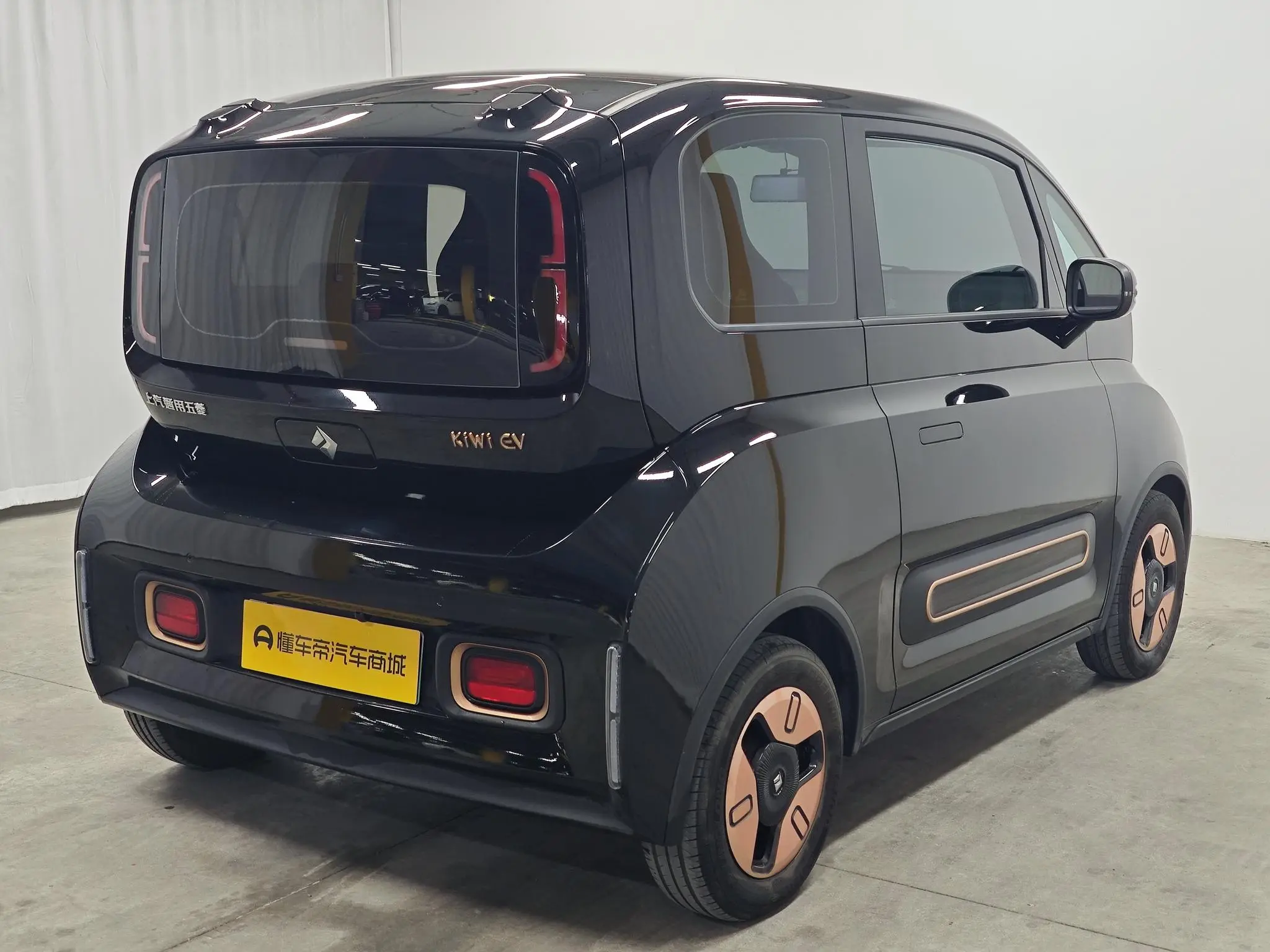 Baojun Baojun KiWi EV Designer Light Edition Ternary Lithium
