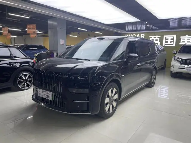 ZEEKR ZEEKR 009 Seven-seater aisle version four-wheel drive 108kWh