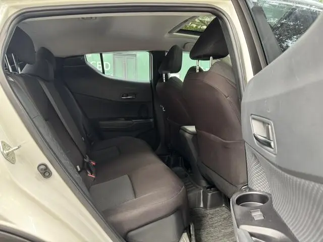 TOYOTA IZOA 2.0L Yixiang Edition