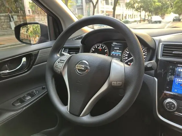Nissan TIIDA 1.6L CVT Zhixing Edition Country VI