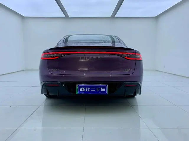 LUXEED Wisdom World S7 Ultra four-wheel drive sports edition