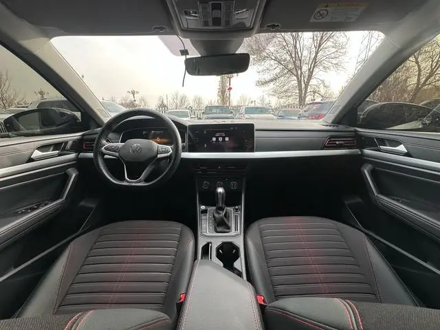 Volkswagen Lavida 300TSI DSG Starry Sky Manyi Edition