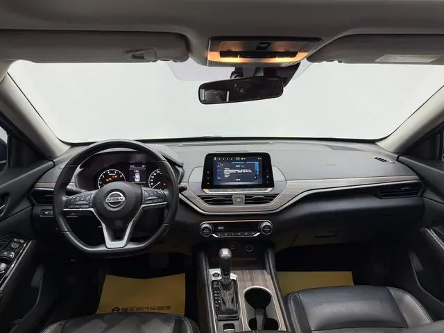 Nissan Teana 2.0 L XL Comfort Edition