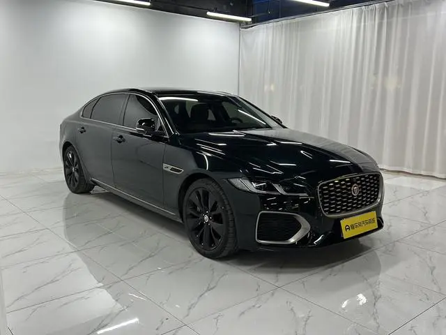 Jaguar Jaguar XFL 2.0T P250 two-wheel drive exclusive luxury gilt version