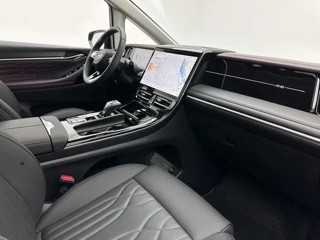 GAC Trumpchi M8 Master Series 2.0 TGDI Premium Edition