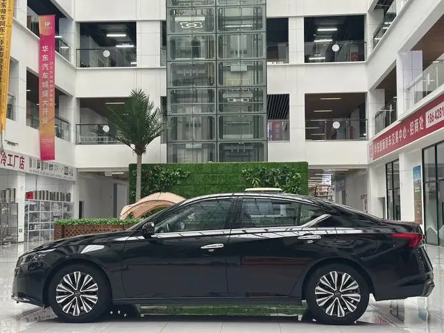 Nissan Teana 2.0L XL-TLS Enjoy Edition