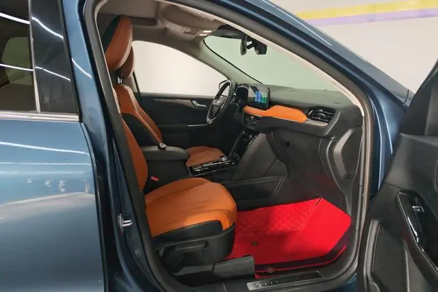 Ford Ruiji EcoBoost 245 four-wheel drive Jiaxiang model