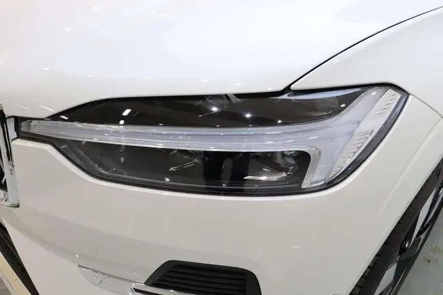 Volvo Volvo XC60 PHEV T8 four-wheel drive long battery life Zhiyuan Deluxe Edition