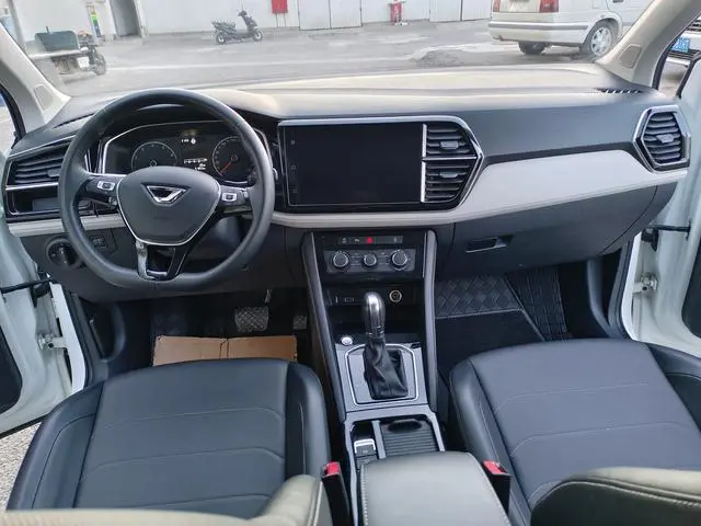 Jetta Jetta VS5 280TSI Automatic Enjoy Edition