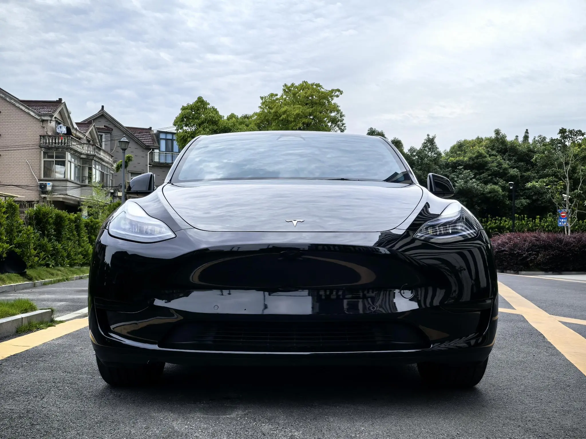 Tesla Model Y Facelifted rear-wheel drive version