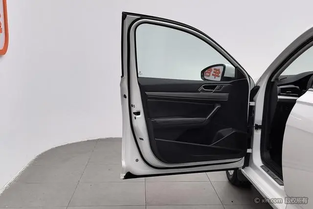 Volkswagen Lavida 1.5L automatic comfort version
