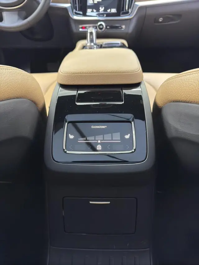 Volvo Volvo S90 PHEV T8 E-drive hybrid Zhiya Edition Country V
