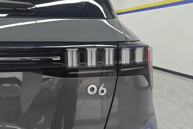 LYNK & CO Lynk 06 Remix 1.5T Yao Halo