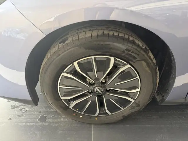 Nissan Nissan N6 180 Max