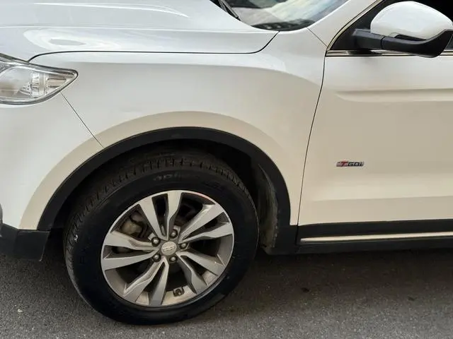 Geely Boyue 1.8TD automatic two-wheel drive intelligent 4G connected version