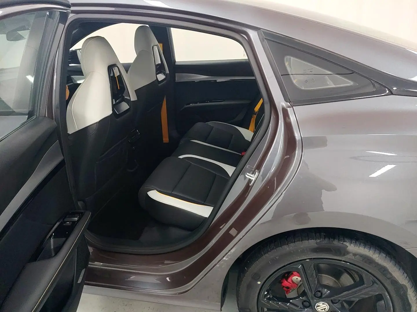 MG MG5 Scorpio 1.5T Trophy Sports Ultimate Edition