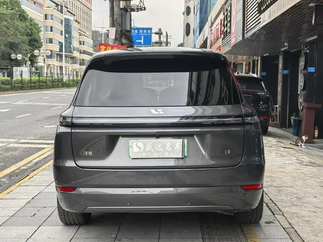 Li Auto Ideal L9 Max version