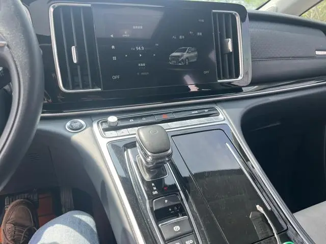 GAC Trumpchi M8 Lingxiu Series 390T Deluxe Edition